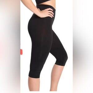 SlimMe by Memoi black body shaping Capri leggings Large